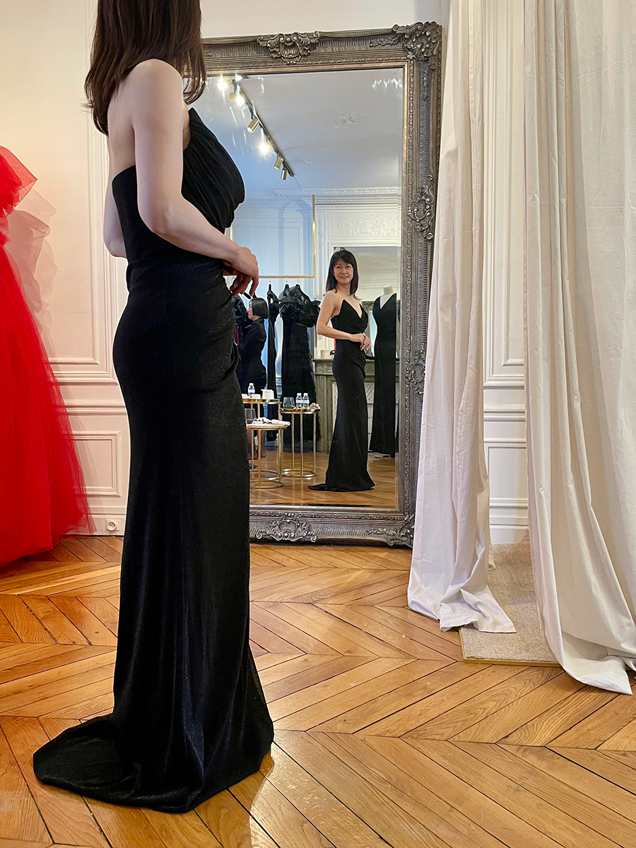 VIP personal shopping and styling experience in Paris with exclusive fashion guidance